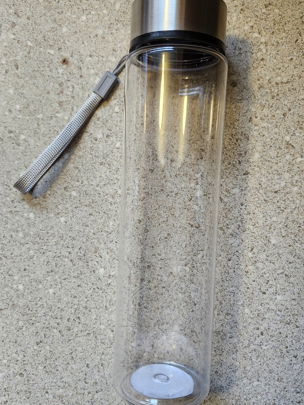 Mainstays 18 oz Water Bottle Clear & Silver